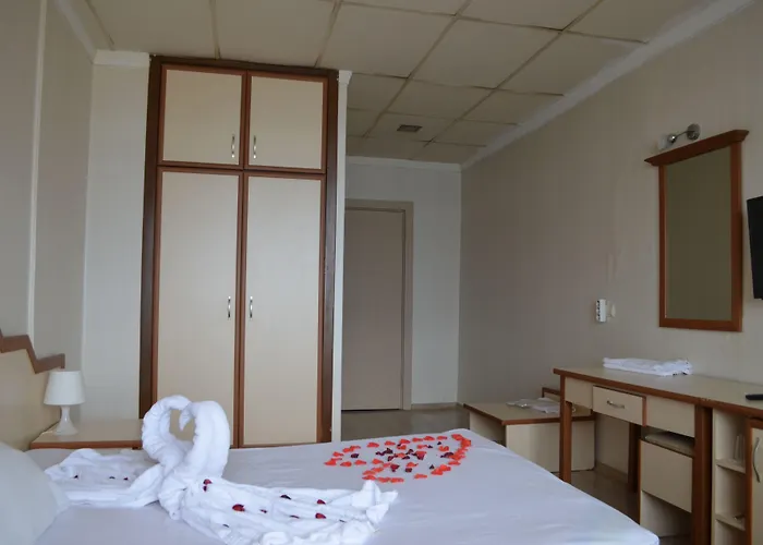 Szálloda Ayvalik Palas Hotel 2*