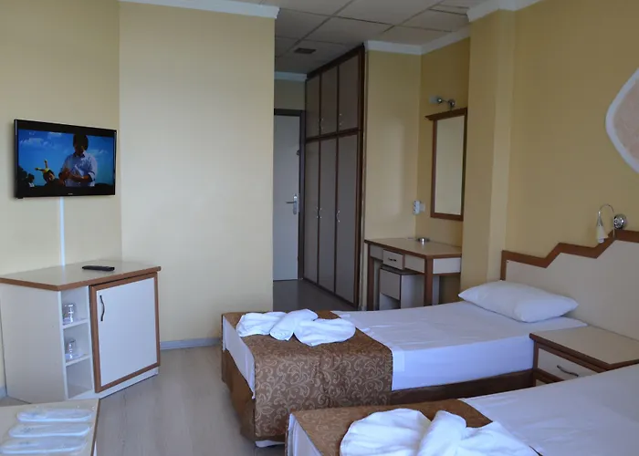 Ayvalik Palas Hotel Szálloda 2*