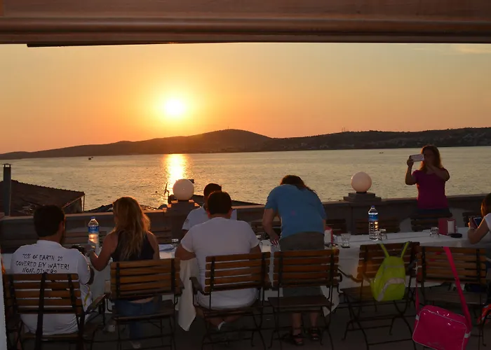 Ayvalik Palas Hotel Ayvalı