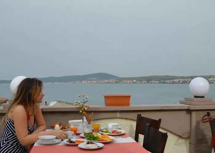 Ayvalik Palas Hotel Szálloda