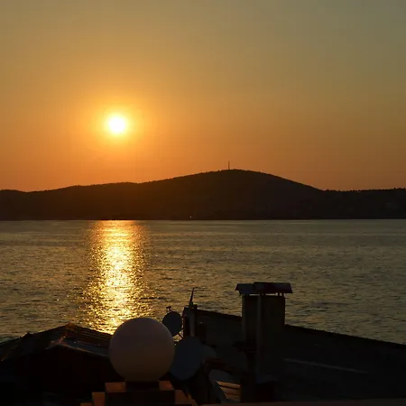 Ayvalik Palas Hotel ホテル