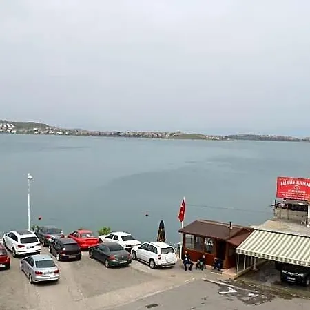 Ayvalik Palas Hotel 2* Айвалык