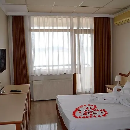 Ayvalik Palas Hotel Ayvalı