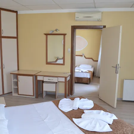Ayvalik Palas Hotel 2* Ayvalı