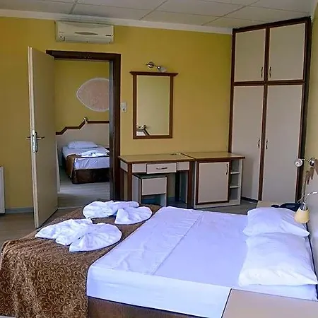 Ayvalik Palas Hotel 2* Ayvalı