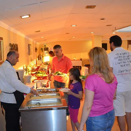 Ayvalik Palas Hotel 2* Айвалык