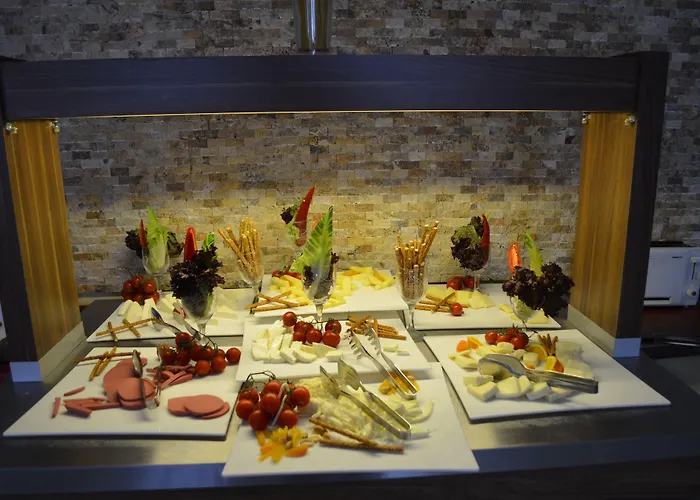 艾瓦勒克宫殿酒店