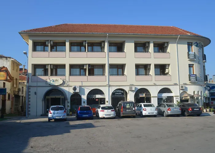 Hotel Ayvalik Palas Hotel 2*