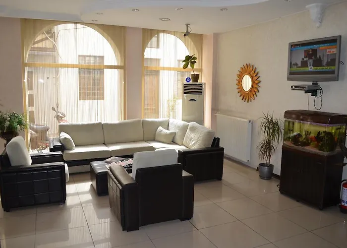 艾瓦勒克宫殿酒店